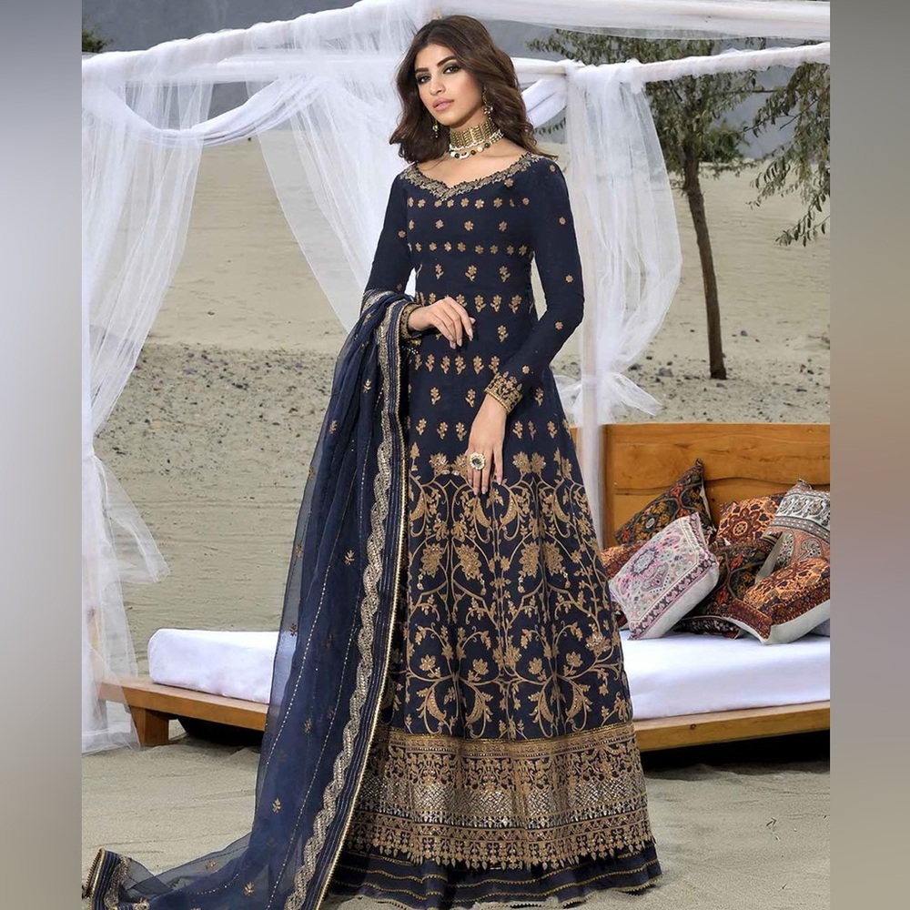Asim jofa pakistani designer salwar kameez sana safinaz baroque Maria b sare eid